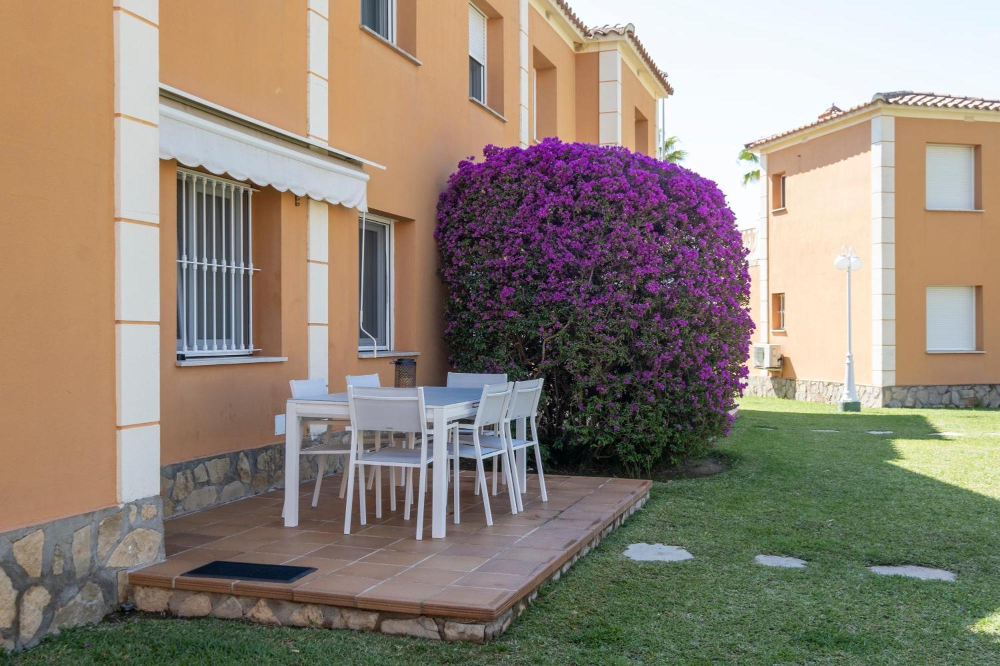 Nacarea By Midelisa Apartment Oliva Exterior photo